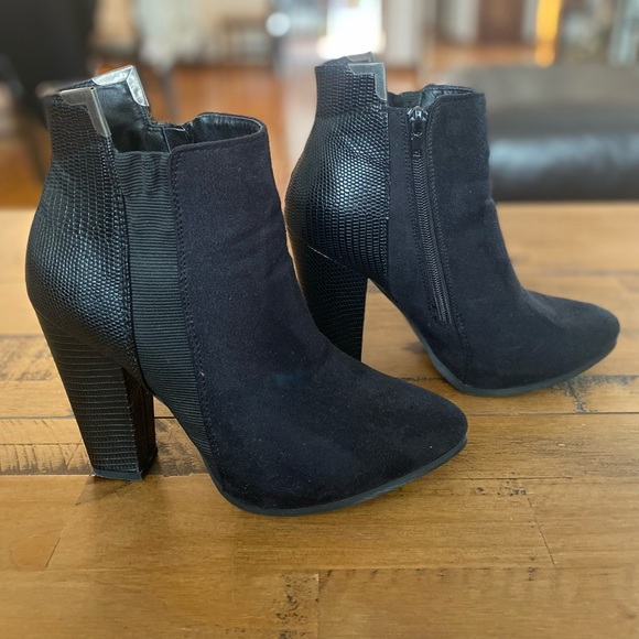 JustFab Black heeled booties. Size 7 (37.5). Lightly worn, great condition - Picture 3 of 4